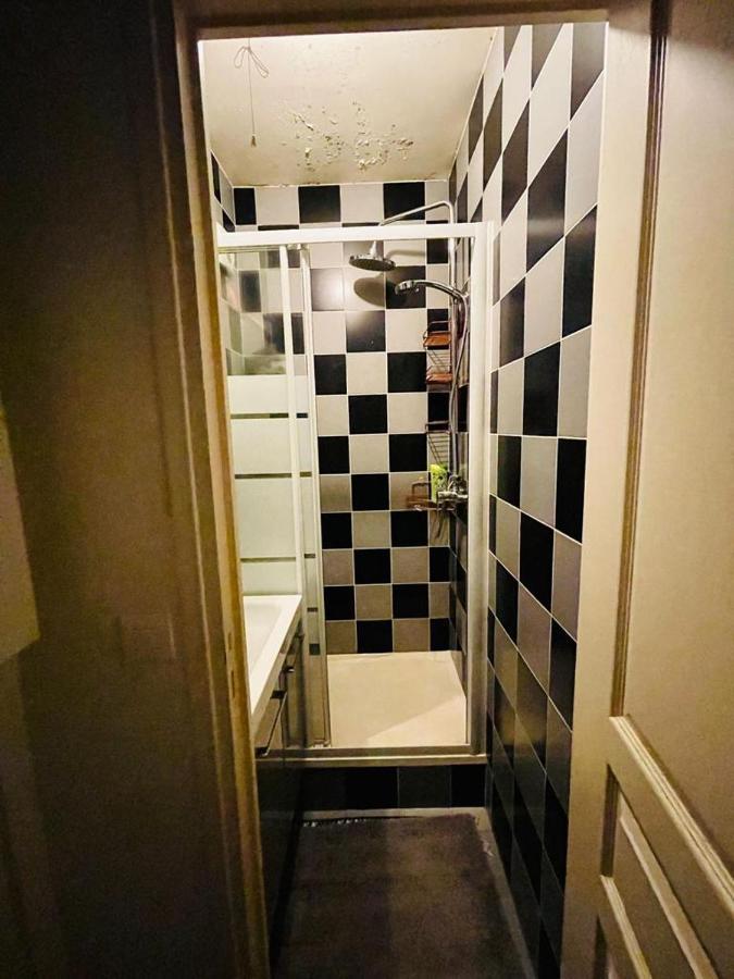 Appartement En Plein Coeur Du 10Eme Et Proche De Plusieurs Gares Paris Bagian luar foto
